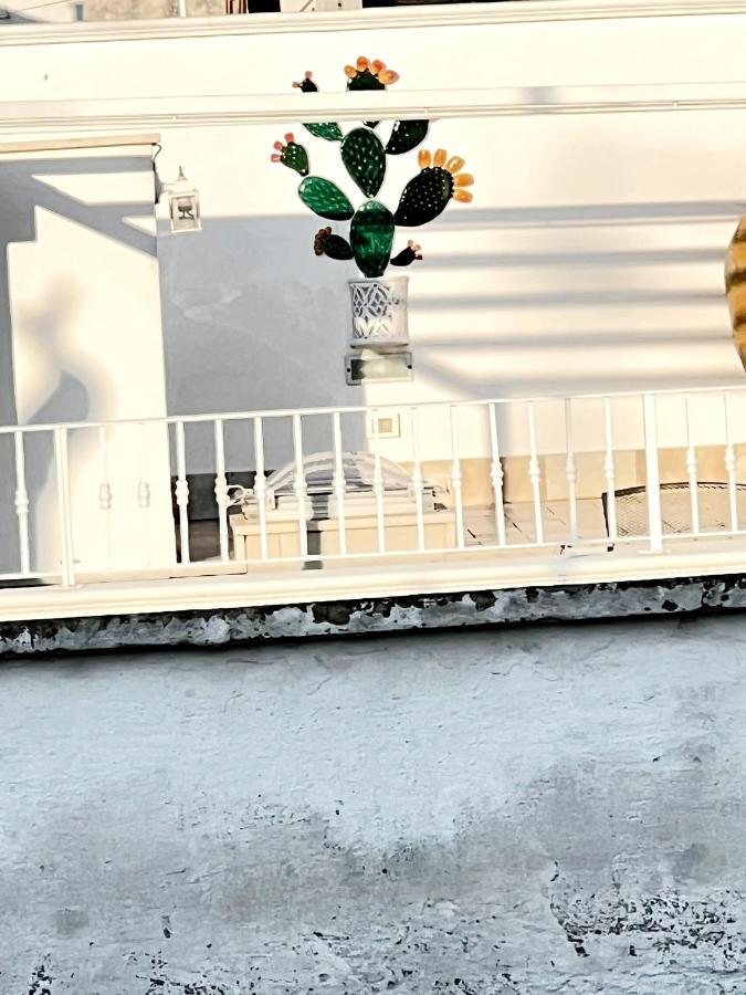 مبيت وإفطار أوستوني Il Girasole المظهر الخارجي الصورة
